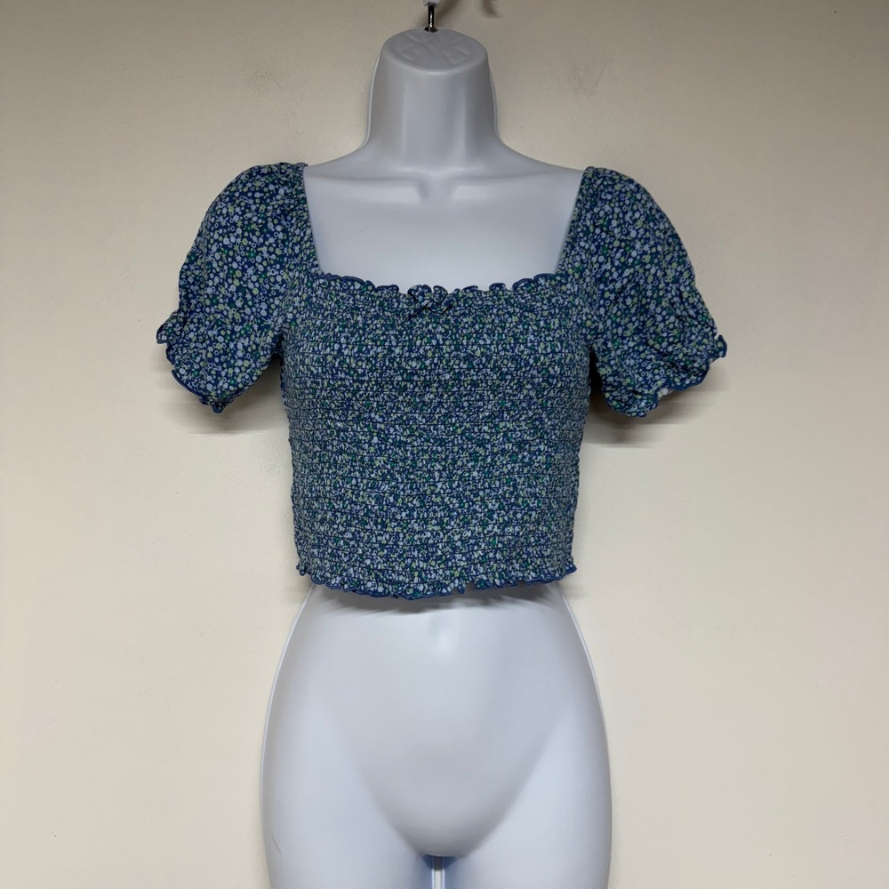 Aerie Women Size XS Blue Floral Smocked Puff Sleeve Cottagecore Crop Top